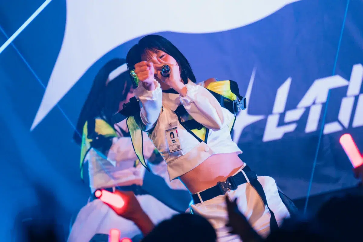 アストレイル、1周年記念ワンマンで”第一章”始動&新曲初披露! 133 アストレイル、1周年記念ワンマンで”第一章”始動&新曲初披露!
