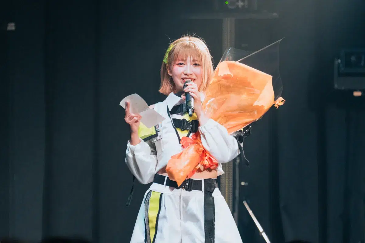アストレイル、1周年記念ワンマンで”第一章”始動&新曲初披露! 137 アストレイル、1周年記念ワンマンで”第一章”始動&新曲初披露!