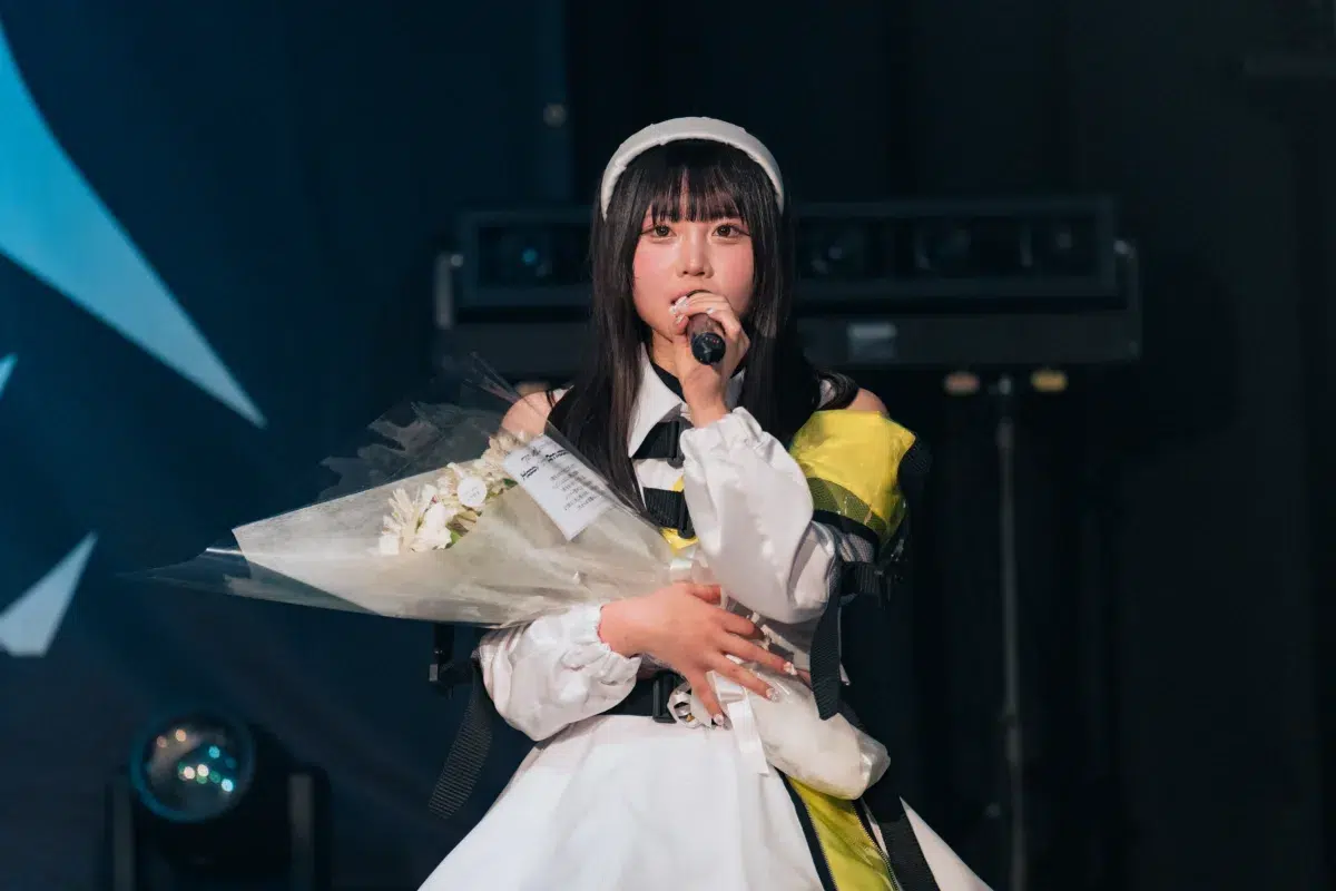アストレイル、1周年記念ワンマンで”第一章”始動&新曲初披露! 139 アストレイル、1周年記念ワンマンで”第一章”始動&新曲初披露!
