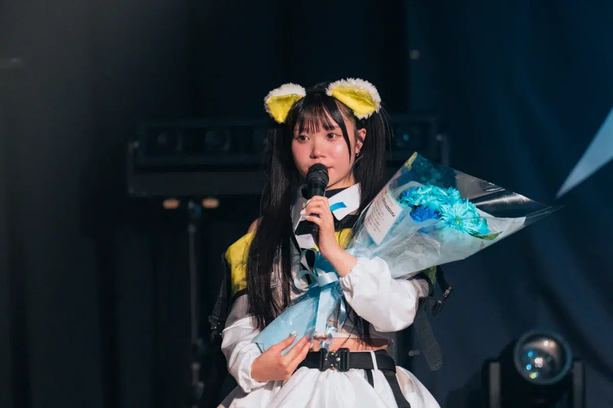 アストレイル、1周年記念ワンマンで”第一章”始動&新曲初披露! 141 アストレイル、1周年記念ワンマンで”第一章”始動&新曲初披露!