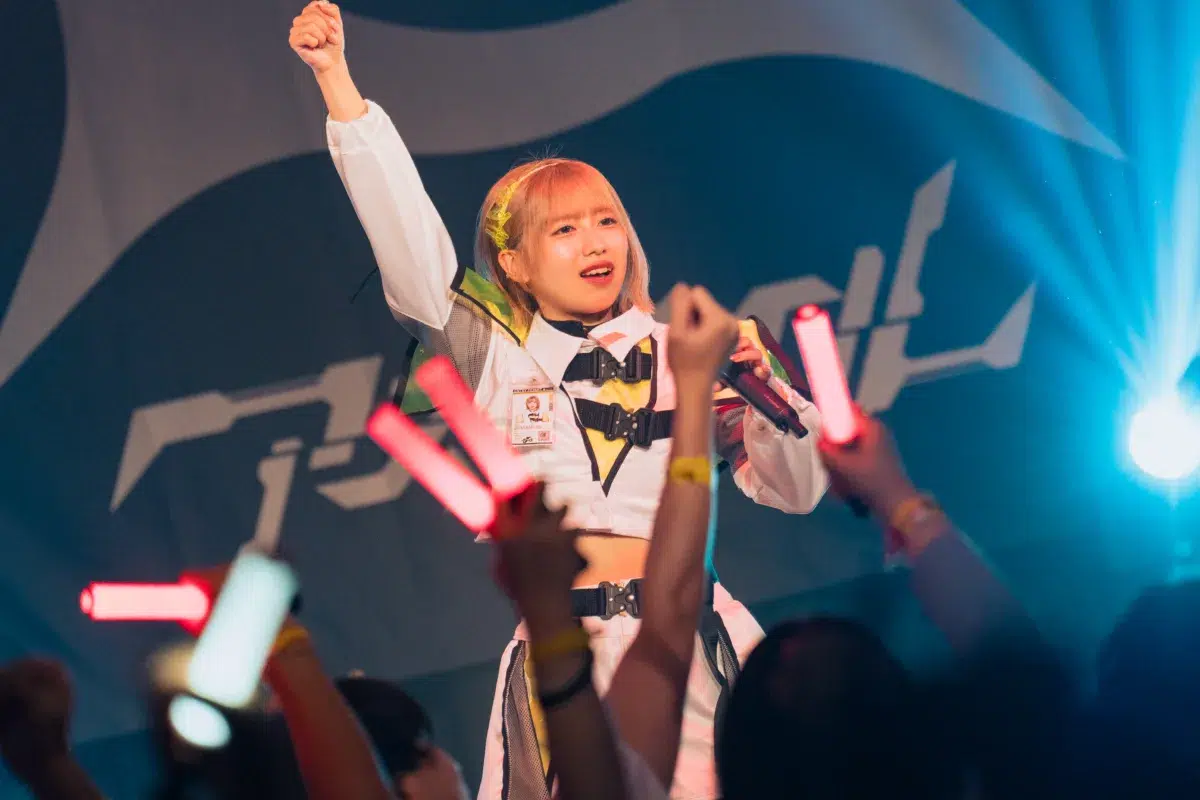 アストレイル、1周年記念ワンマンで”第一章”始動&新曲初披露! 48 アストレイル、1周年記念ワンマンで”第一章”始動&新曲初披露!