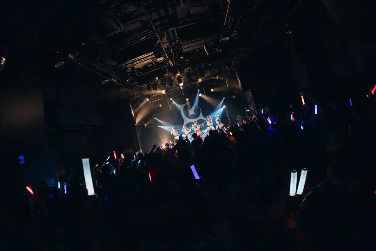 アストレイル、1周年記念ワンマンで”第一章”始動&新曲初披露! 7 アストレイル、1周年記念ワンマンで”第一章”始動&新曲初披露!