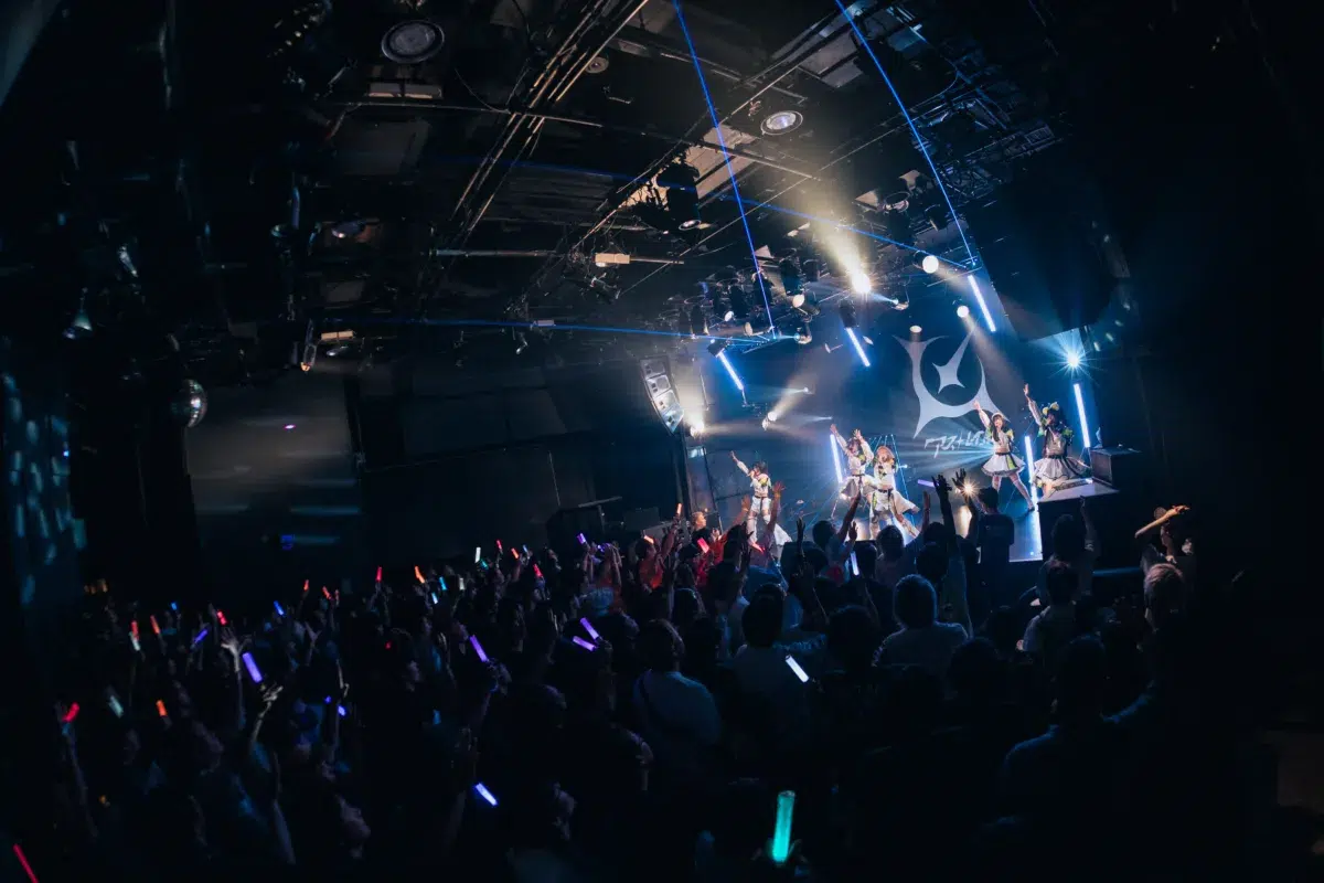 アストレイル、1周年記念ワンマンで”第一章”始動&新曲初披露! 8 アストレイル、1周年記念ワンマンで”第一章”始動&新曲初披露!