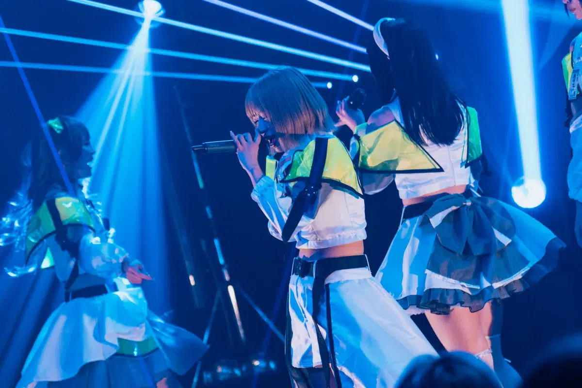 アストレイル、1周年記念ワンマンで”第一章”始動&新曲初披露! 78 アストレイル、1周年記念ワンマンで”第一章”始動&新曲初披露!