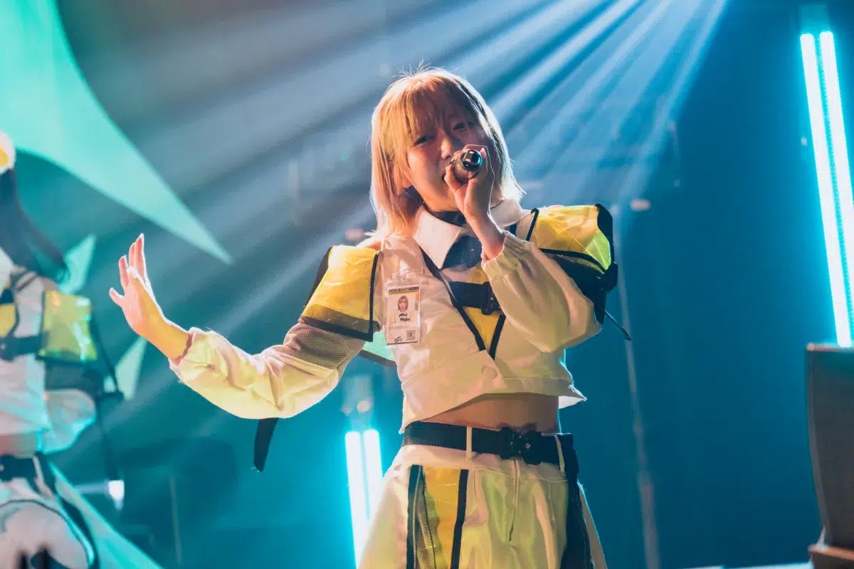アストレイル、1周年記念ワンマンで”第一章”始動&新曲初披露! 94 アストレイル、1周年記念ワンマンで”第一章”始動&新曲初披露!