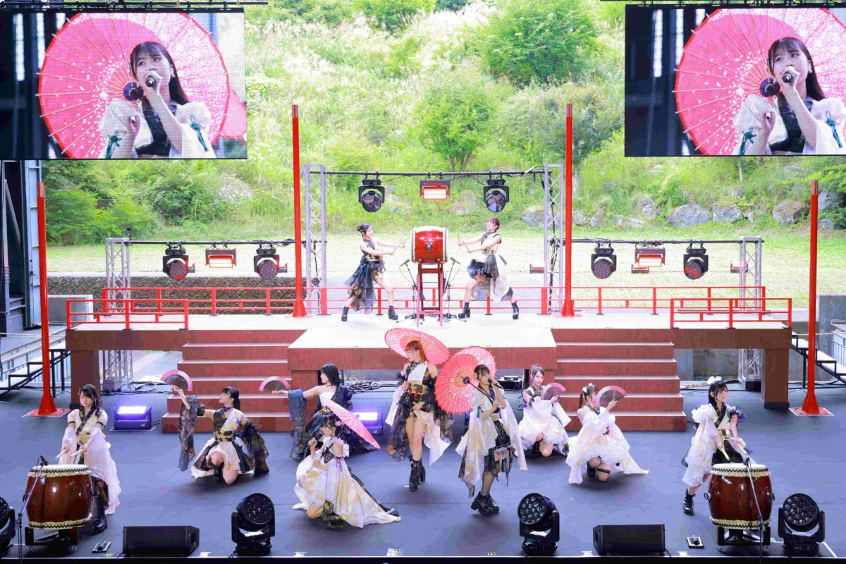 つばきファクトリー、恒例の夏のお祭りライブ「灼熱2026」を開催！新曲初披露＆秋山眞緒ラストの灼熱に