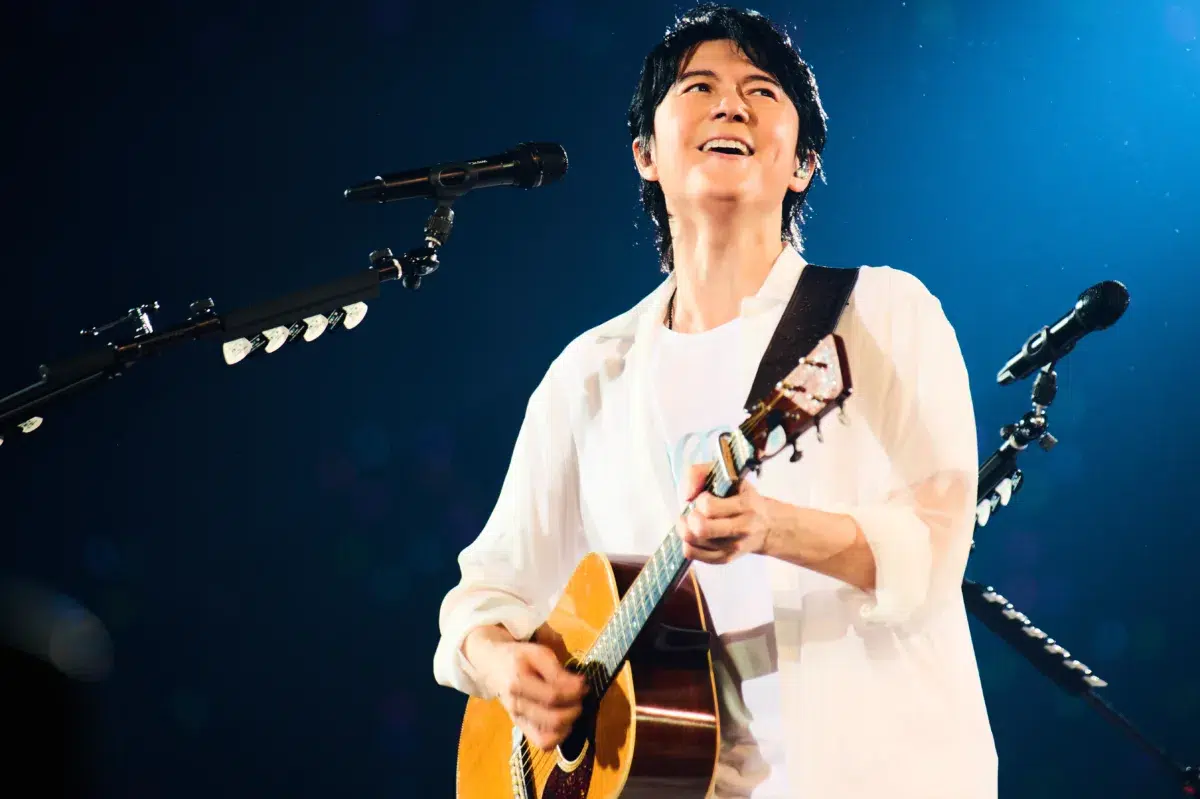 【歴史的瞬間】福山雅治ドーム最終日にB'z稲葉浩志がサプライズ降臨！熱狂の「HELLO」デュエット＆新アルバム『超新星』の全貌が明らかに🔥