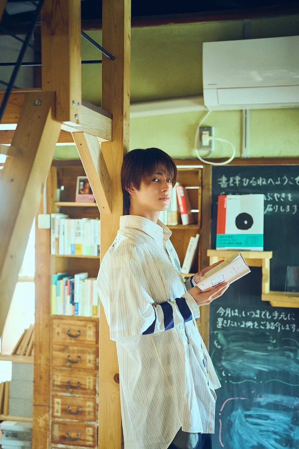 GENIC雨宮翔、1st写真集『翔想』発売後即重版が決定「届きますように」感謝のコメント