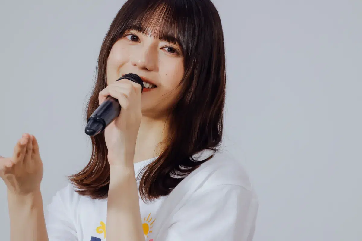 日向坂46、“ひなたフェス2026”開催中止を受けた緊急生配信を実施!本来“ひなたフェス2026”で披露予定だった楽曲を数曲届け、18thシングル「イチャイチャ虫」も初披露!宮崎への感謝とともに「JOYFUL LOVE」を届ける 14 日向坂46、“ひなたフェス2026”開催中止を受けた緊急生配信を実施!本来“ひなたフェス2026”で披露予定だった楽曲を数曲届け、18thシングル「イチャイチャ虫」も初披露!宮崎への感謝とともに「JOYFUL LOVE」を届ける