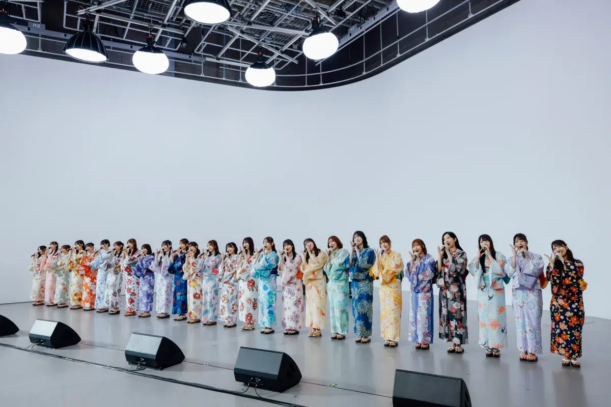日向坂46、“ひなたフェス2026”開催中止を受けた緊急生配信を実施!本来“ひなたフェス2026”で披露予定だった楽曲を数曲届け、18thシングル「イチャイチャ虫」も初披露!宮崎への感謝とともに「JOYFUL LOVE」を届ける 2 日向坂46、“ひなたフェス2026”開催中止を受けた緊急生配信を実施!本来“ひなたフェス2026”で披露予定だった楽曲を数曲届け、18thシングル「イチャイチャ虫」も初披露!宮崎への感謝とともに「JOYFUL LOVE」を届ける