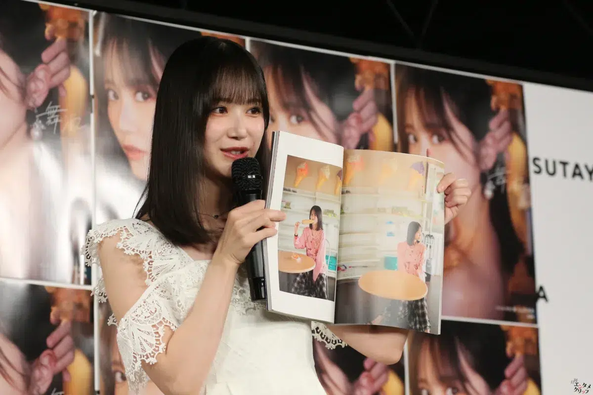 STU48中村舞、大胆背中見せの2nd写真集は「9満点」 ロングヘアばっさりで大人の魅力