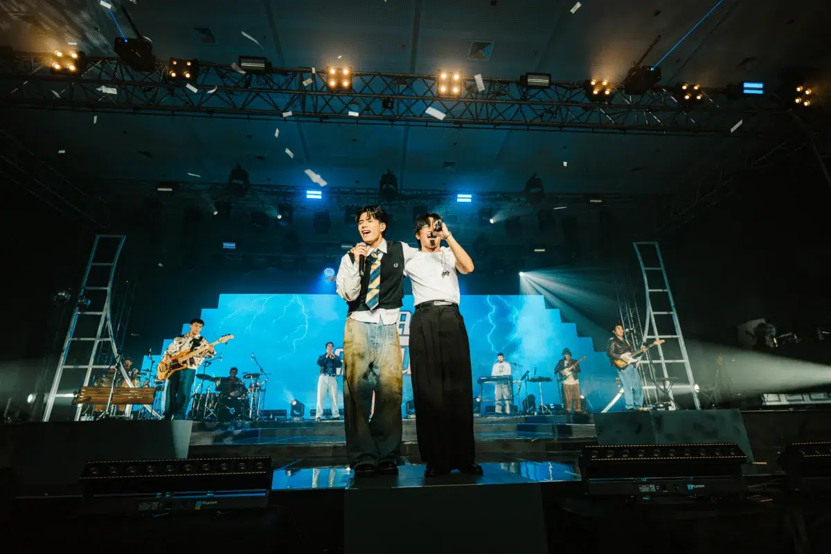 【PSYCHIC FEVER 小波津志】フィリピンを代表するバンド・Lola Amourとのコラボレーション楽曲「The Moment (with KOKORO)」が、フィリピンの権威ある音楽アワード「Awit Awards」で「Best Global Collaboration Recording」を受賞！日本とフィリピンをつなぐ音楽コラボレーションで快挙！！