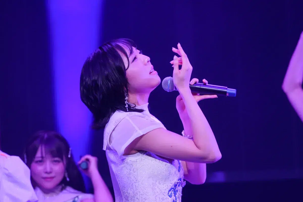 「武道館に立たないと死ねない」新メンバー天野あゆらが涙の決意！アプガ(2)新体制初のZeppワンマンで見た“最強の青春”。