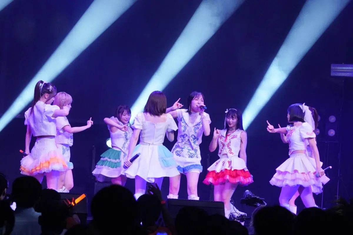 「武道館に立たないと死ねない」新メンバー天野あゆらが涙の決意！アプガ(2)新体制初のZeppワンマンで見た“最強の青春”。