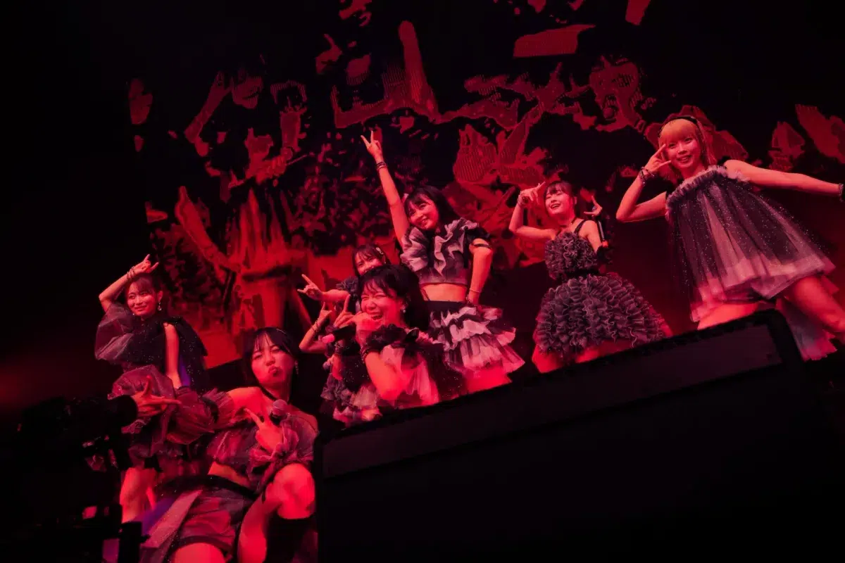 「武道館に立たないと死ねない」新メンバー天野あゆらが涙の決意！アプガ(2)新体制初のZeppワンマンで見た“最強の青春”。