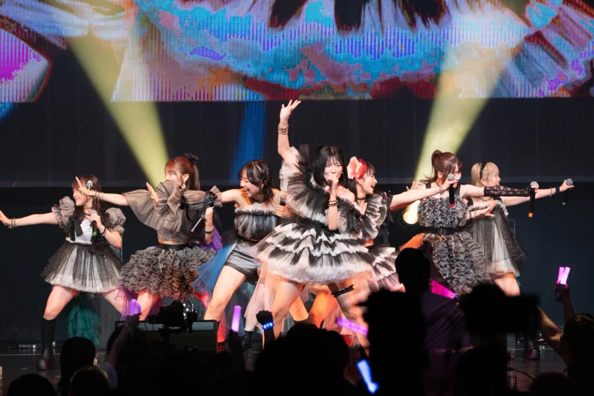 「武道館に立たないと死ねない」新メンバー天野あゆらが涙の決意！アプガ(2)新体制初のZeppワンマンで見た“最強の青春”。