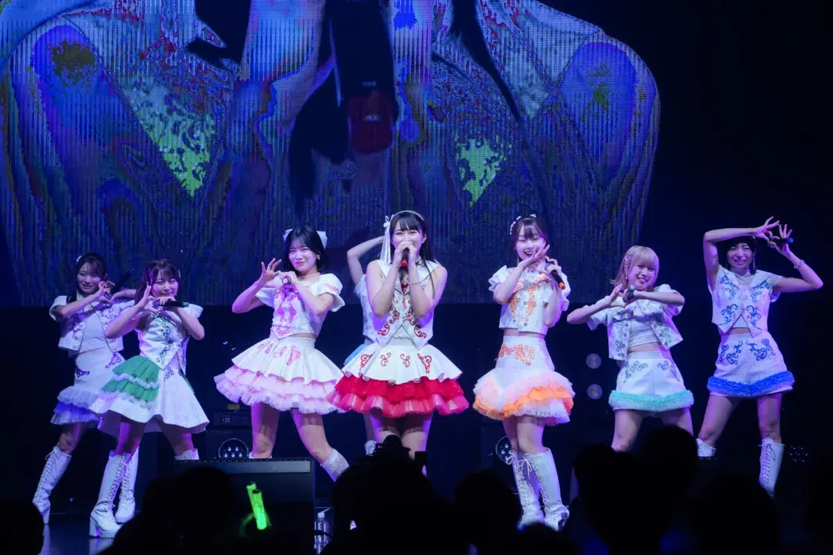 「武道館に立たないと死ねない」新メンバー天野あゆらが涙の決意！アプガ(2)新体制初のZeppワンマンで見た“最強の青春”。