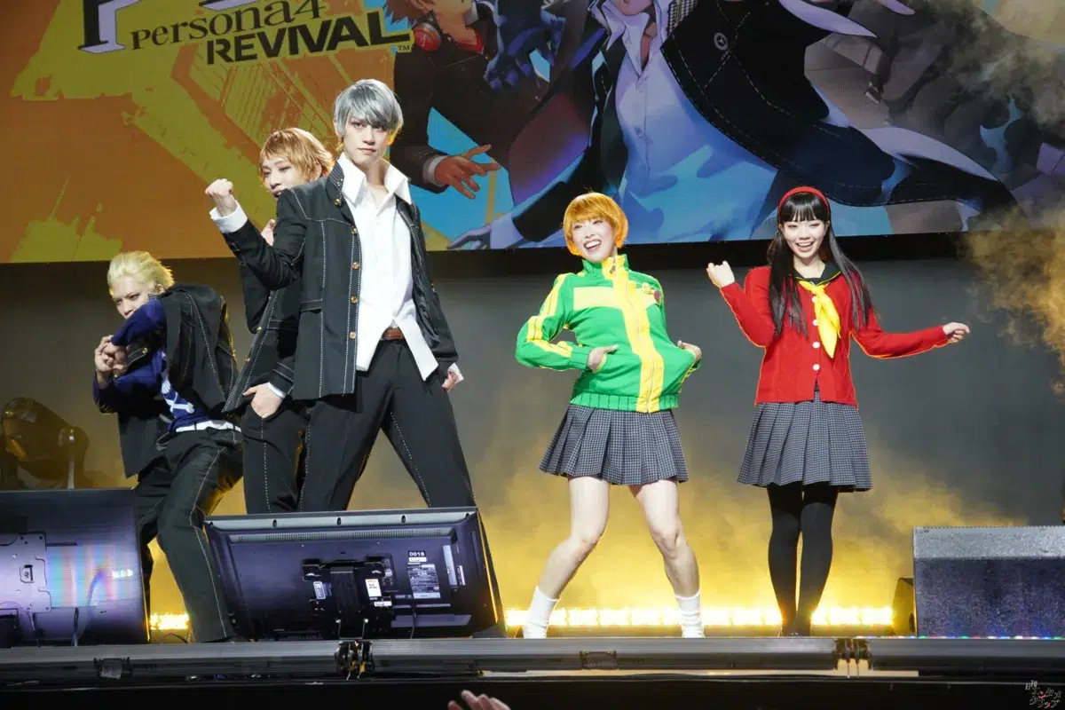 【TGS2026】えなこ、“りせちー”衣装＆赤ドレスでゲームショウを魅了！『ペルソナ4 リバイバル』『シャンフロ』ステージ登壇