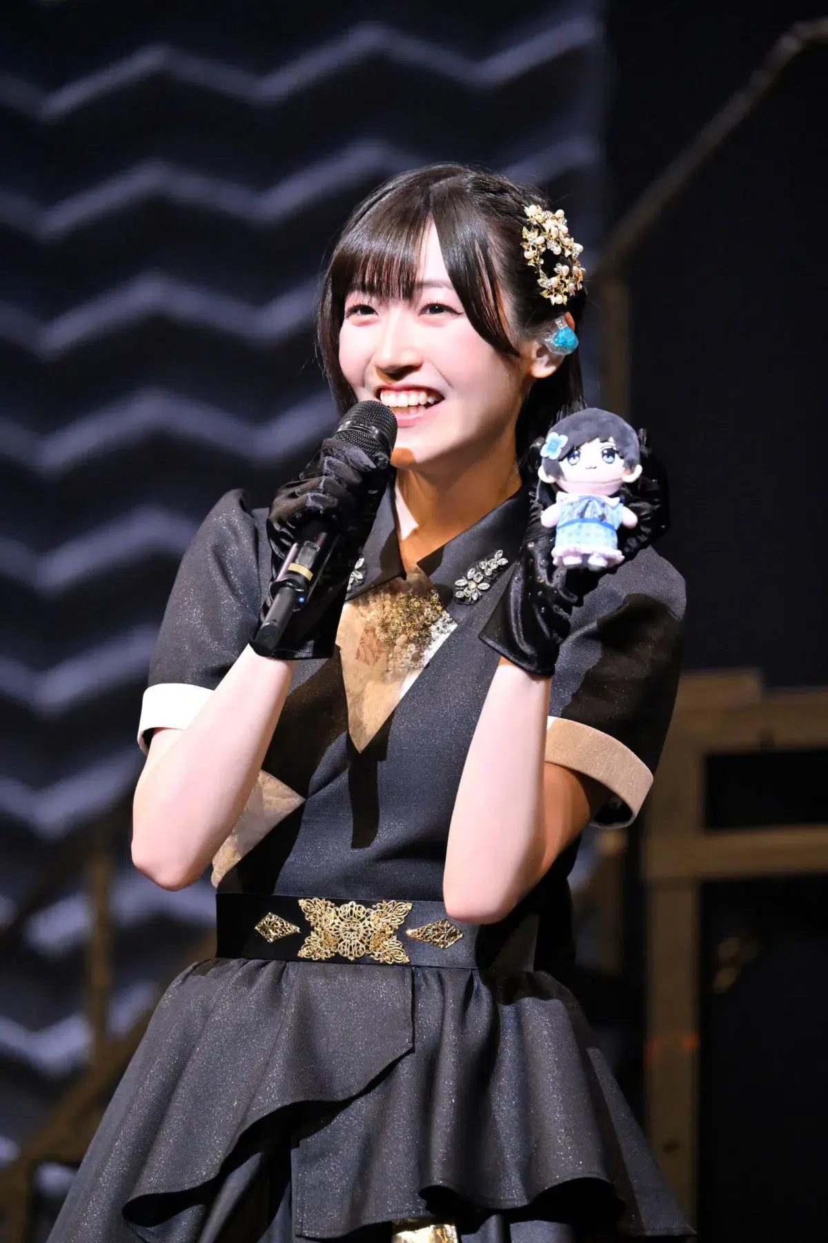 【圧巻】全22曲・怒涛のパフォーマンス!前島亜美3rd LIVE「POLYPHONY」公式レポ到着✨1stの思い出の地・関内ホールで魅せた最高峰のステージと、武道館への固い約束を見逃すな! 3 【圧巻】全22曲・怒涛のパフォーマンス!前島亜美3rd LIVE「POLYPHONY」公式レポ到着✨1stの思い出の地・関内ホールで魅せた最高峰のステージと、武道館への固い約束を見逃すな!