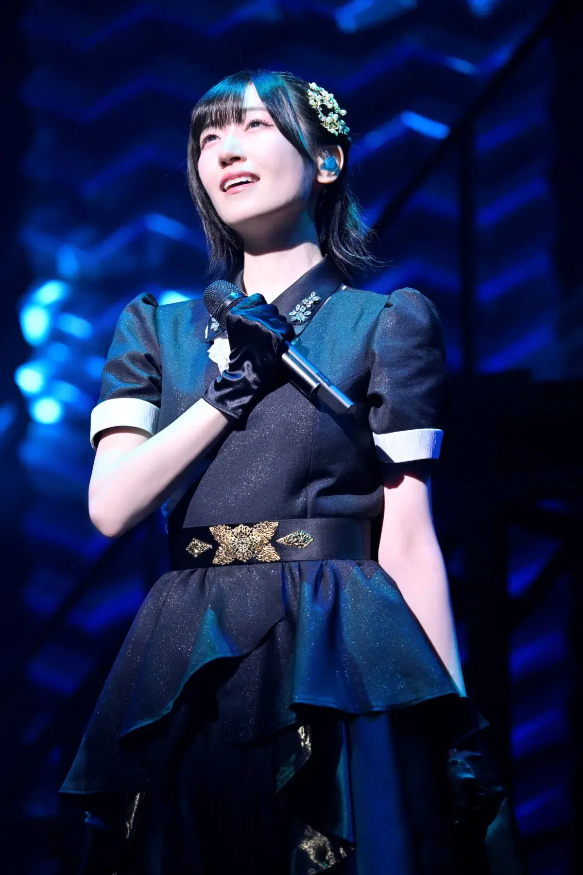 【圧巻】全22曲・怒涛のパフォーマンス!前島亜美3rd LIVE「POLYPHONY」公式レポ到着✨1stの思い出の地・関内ホールで魅せた最高峰のステージと、武道館への固い約束を見逃すな! 6 【圧巻】全22曲・怒涛のパフォーマンス!前島亜美3rd LIVE「POLYPHONY」公式レポ到着✨1stの思い出の地・関内ホールで魅せた最高峰のステージと、武道館への固い約束を見逃すな!