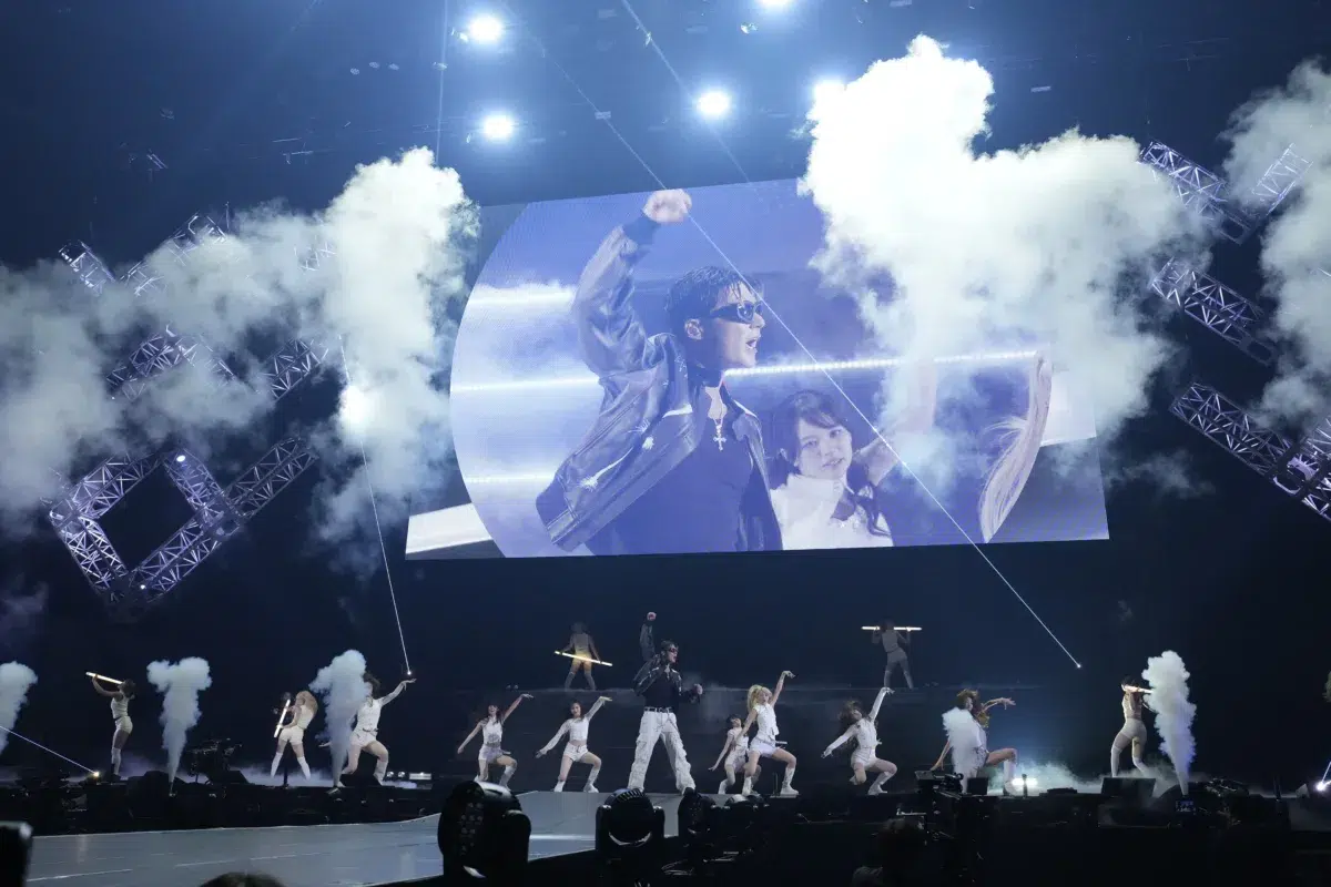【HiGH&LOW】10周年を記念したスペシャルライブを開催!7組総勢55名が集結し、10年の軌跡を辿る楽曲とこれからの“新世界”をつなぐステージを披露!新作映画『HiGH&LOW THE 新世界』のために制作されたEXILE AKIRAが手がける新曲「KOHAKU」も歌唱!さらに、新キャスト武知海青・八木勇征の出演を解禁!10月末より本ライブのオンデマンド配信も決定! 7 【HiGH&LOW】10周年を記念したスペシャルライブを開催!7組総勢55名が集結し、10年の軌跡を辿る楽曲とこれからの“新世界”をつなぐステージを披露!新作映画『HiGH&LOW THE 新世界』のために制作されたEXILE AKIRAが手がける新曲「KOHAKU」も歌唱!さらに、新キャスト武知海青・八木勇征の出演を解禁!10月末より本ライブのオンデマンド配信も決定!