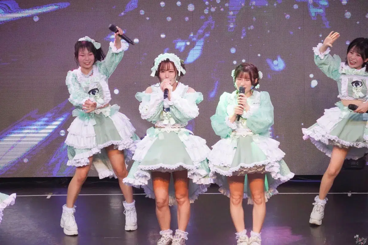 メノニューイヤー、新体制で挑んだ4thワンマンライブ!結成3周年を前に魅せた“365日の軌跡” 121 メノニューイヤー、新体制で挑んだ4thワンマンライブ!結成3周年を前に魅せた“365日の軌跡”