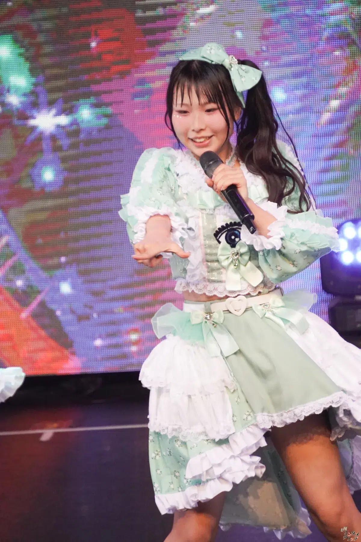 メノニューイヤー、新体制で挑んだ4thワンマンライブ!結成3周年を前に魅せた“365日の軌跡” 124 メノニューイヤー、新体制で挑んだ4thワンマンライブ!結成3周年を前に魅せた“365日の軌跡”