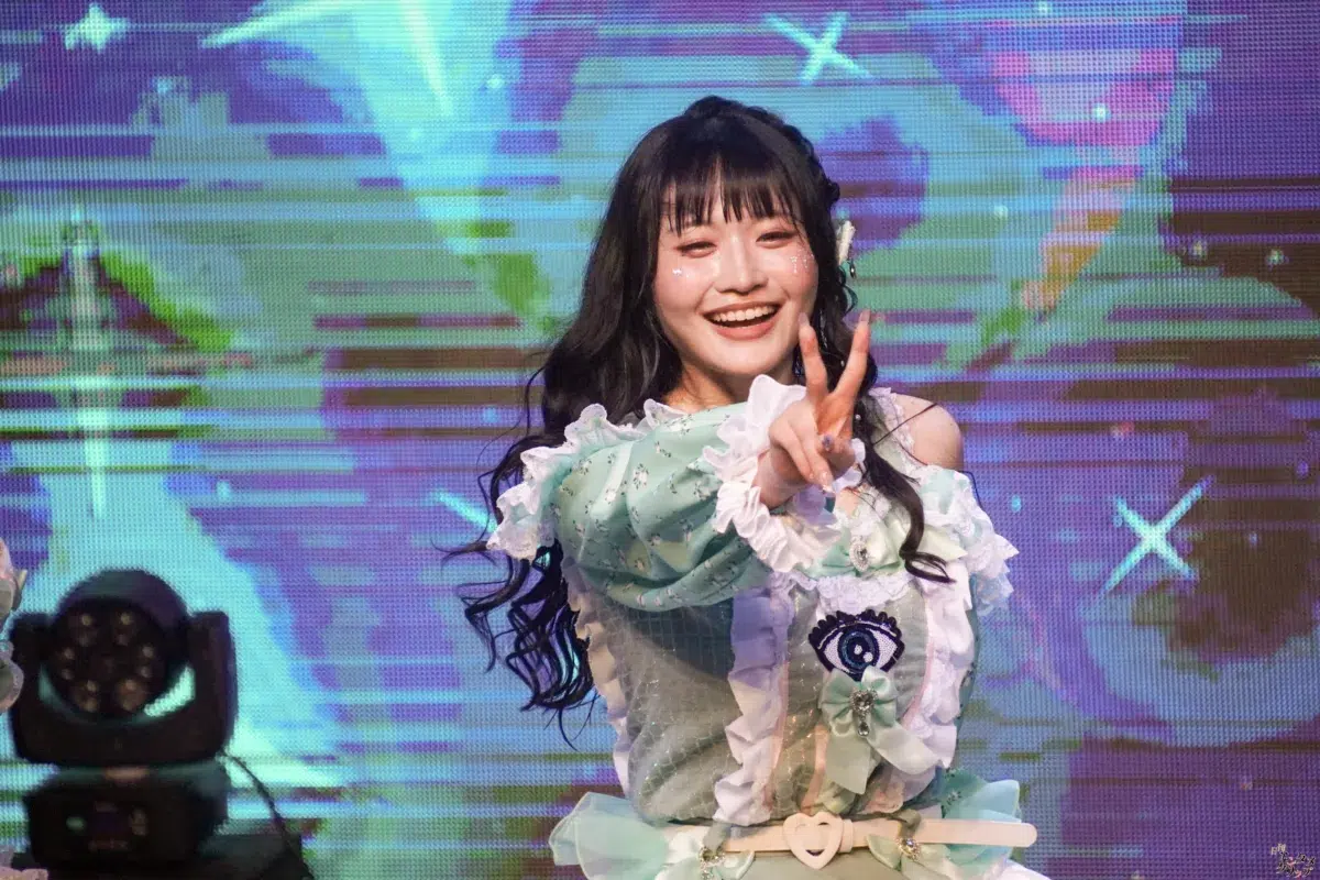 メノニューイヤー、新体制で挑んだ4thワンマンライブ!結成3周年を前に魅せた“365日の軌跡” 164 メノニューイヤー、新体制で挑んだ4thワンマンライブ!結成3周年を前に魅せた“365日の軌跡”