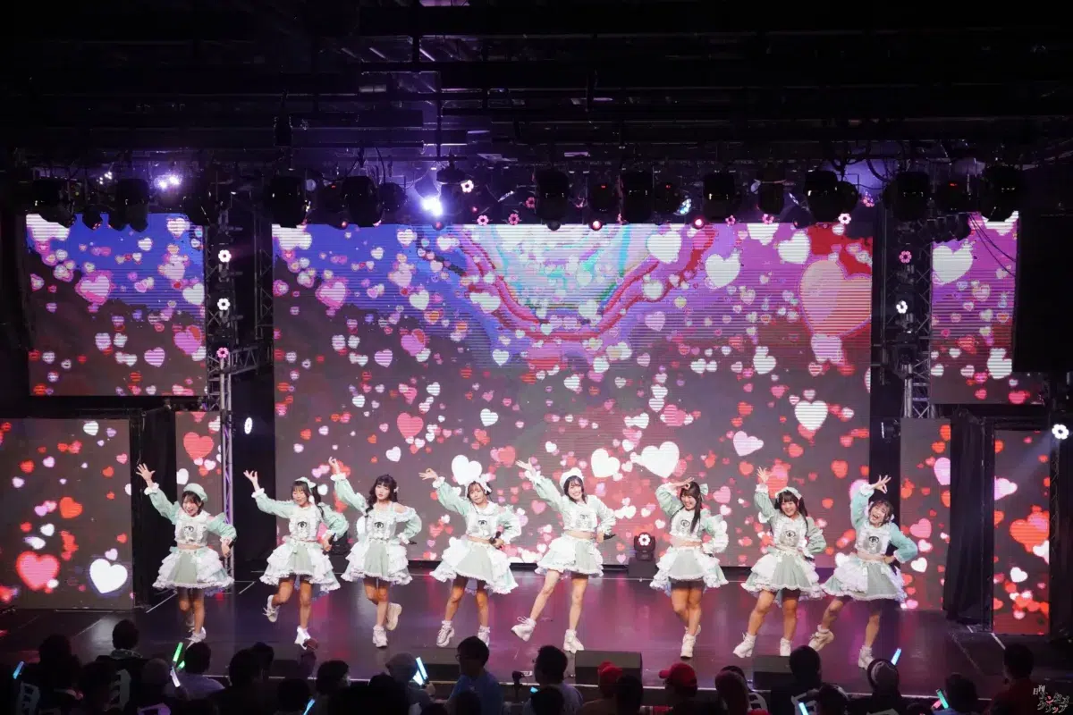 メノニューイヤー、新体制で挑んだ4thワンマンライブ!結成3周年を前に魅せた“365日の軌跡” 40 メノニューイヤー、新体制で挑んだ4thワンマンライブ!結成3周年を前に魅せた“365日の軌跡”