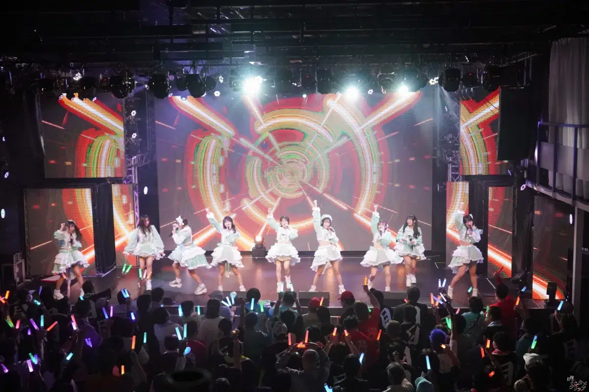 メノニューイヤー、新体制で挑んだ4thワンマンライブ!結成3周年を前に魅せた“365日の軌跡” 50 メノニューイヤー、新体制で挑んだ4thワンマンライブ!結成3周年を前に魅せた“365日の軌跡”