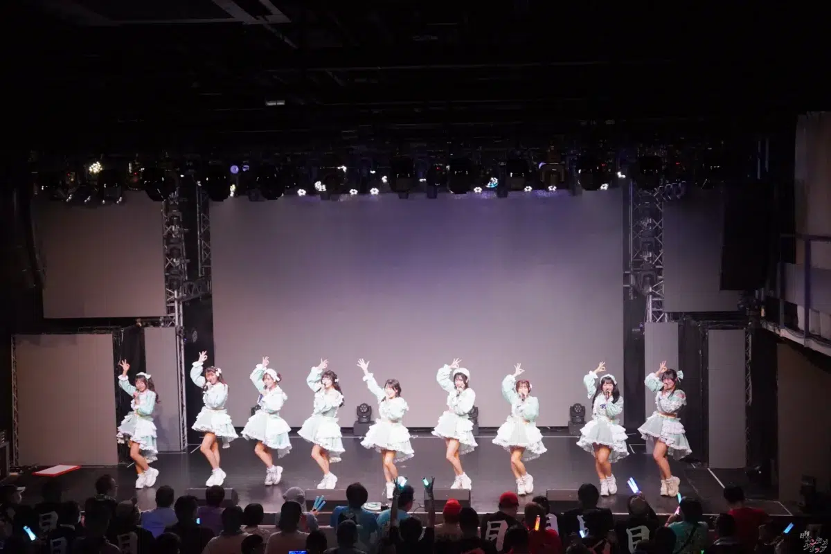 メノニューイヤー、新体制で挑んだ4thワンマンライブ!結成3周年を前に魅せた“365日の軌跡” 55 メノニューイヤー、新体制で挑んだ4thワンマンライブ!結成3周年を前に魅せた“365日の軌跡”