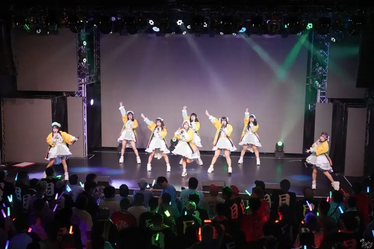 メノニューイヤー、新体制で挑んだ4thワンマンライブ!結成3周年を前に魅せた“365日の軌跡” 3 メノニューイヤー、新体制で挑んだ4thワンマンライブ!結成3周年を前に魅せた“365日の軌跡”