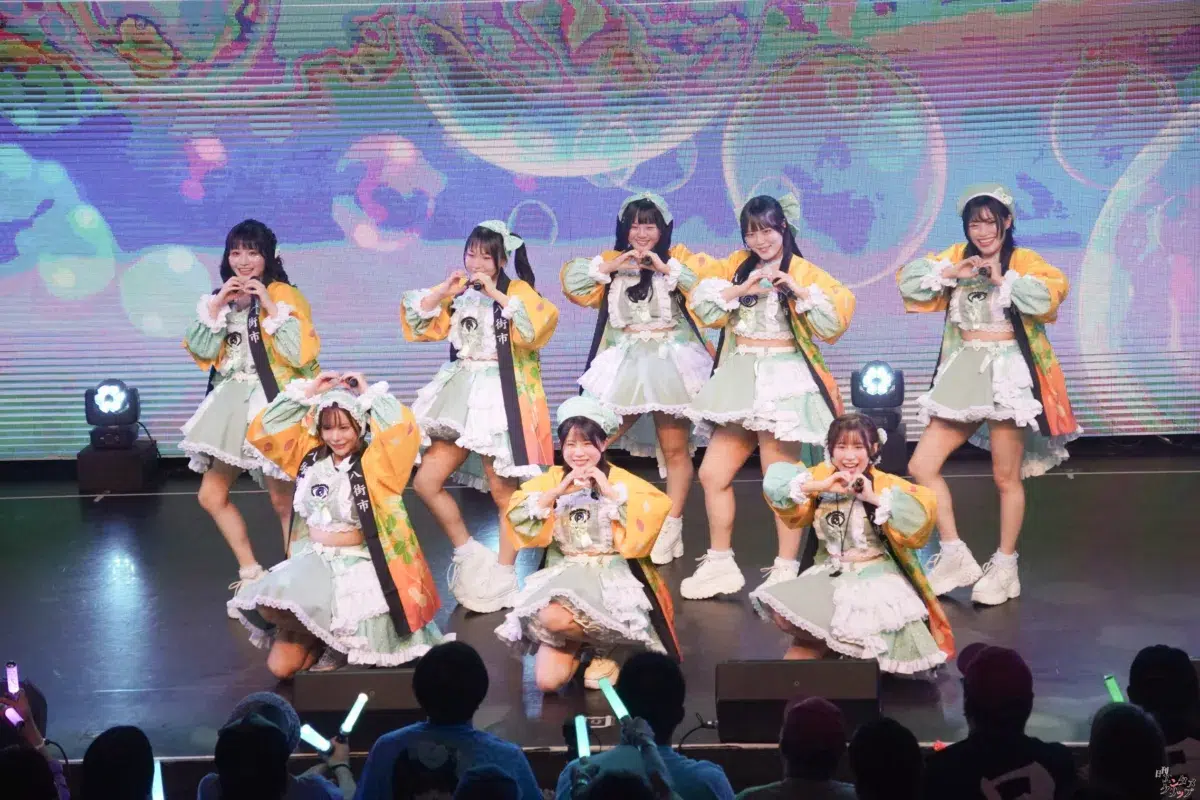 メノニューイヤー、新体制で挑んだ4thワンマンライブ!結成3周年を前に魅せた“365日の軌跡” 67 メノニューイヤー、新体制で挑んだ4thワンマンライブ!結成3周年を前に魅せた“365日の軌跡”