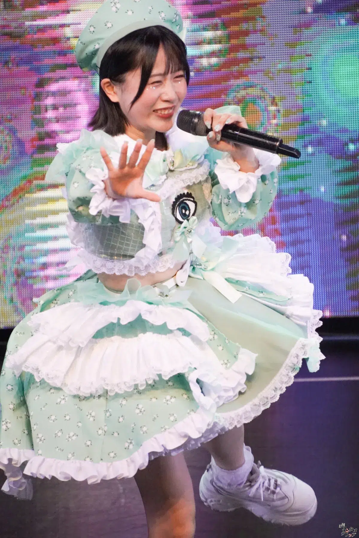 メノニューイヤー、新体制で挑んだ4thワンマンライブ!結成3周年を前に魅せた“365日の軌跡” 85 メノニューイヤー、新体制で挑んだ4thワンマンライブ!結成3周年を前に魅せた“365日の軌跡”