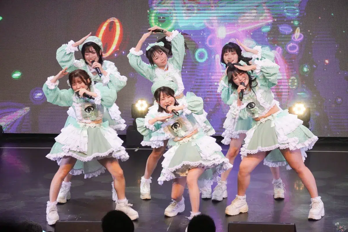 メノニューイヤー、新体制で挑んだ4thワンマンライブ!結成3周年を前に魅せた“365日の軌跡” 90 メノニューイヤー、新体制で挑んだ4thワンマンライブ!結成3周年を前に魅せた“365日の軌跡”