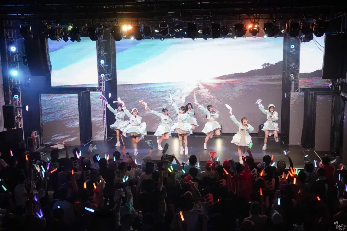 メノニューイヤー、新体制で挑んだ4thワンマンライブ!結成3周年を前に魅せた“365日の軌跡” 100 メノニューイヤー、新体制で挑んだ4thワンマンライブ!結成3周年を前に魅せた“365日の軌跡”