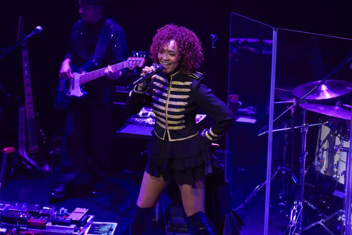 【Crystal Kay】毎年恒例のビルボードライブツアーがついにスタート！さらに過去の名曲を海外の気鋭のクリエーターが手がけた REMIX EP『REFRESH：ONE』の配信が10/2に決定！！
