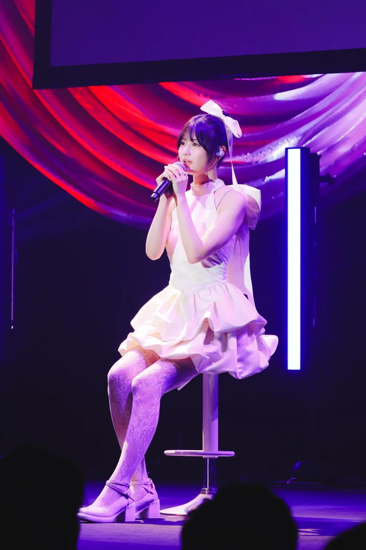 元乃木坂46・中村麗乃、25歳の誕生日にデビュー10周年記念イベント開催！アイドルカバーからミュージカル『Endless SHOCK』の名曲まで圧巻の歌声で魅了！「味方がたくさんいるなと思って本当に心強い」