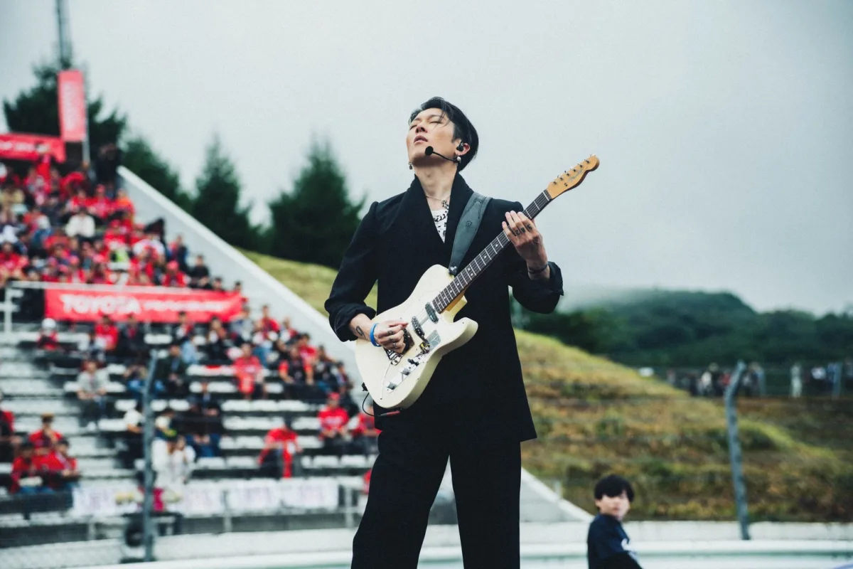 【MIYAVI】世界最高峰の耐久レースWEC日本ラウンドにて日本国歌を披露！ギターパフォーマンスで決勝の幕開けに華を添える！