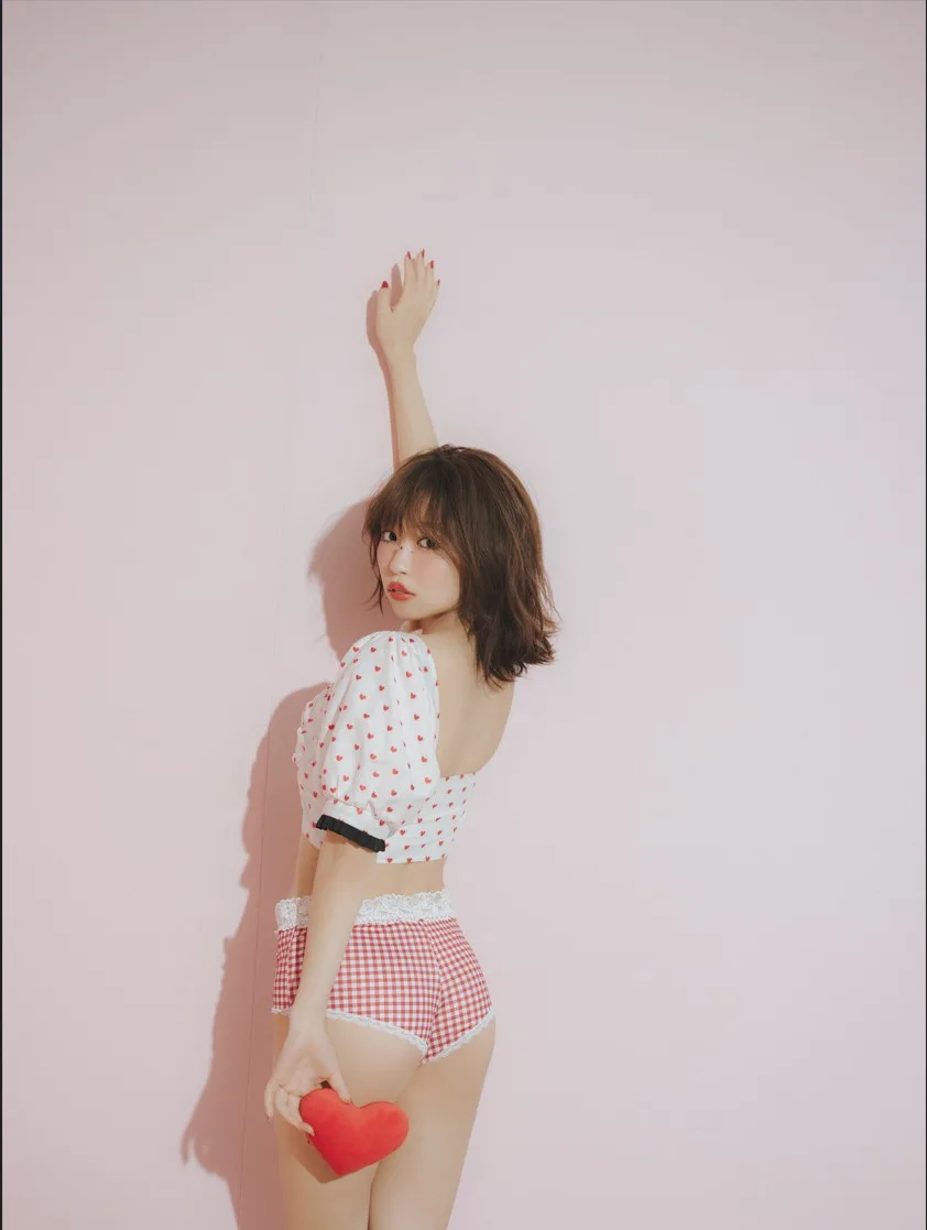 大原優乃、最高糖度の“甘ボディ”初フォトブック発売決定!「“激甘大原”で胃もたれしてください!」 2 大原優乃、最高糖度の“甘ボディ”初フォトブック発売決定!「“激甘大原”で胃もたれしてください!」