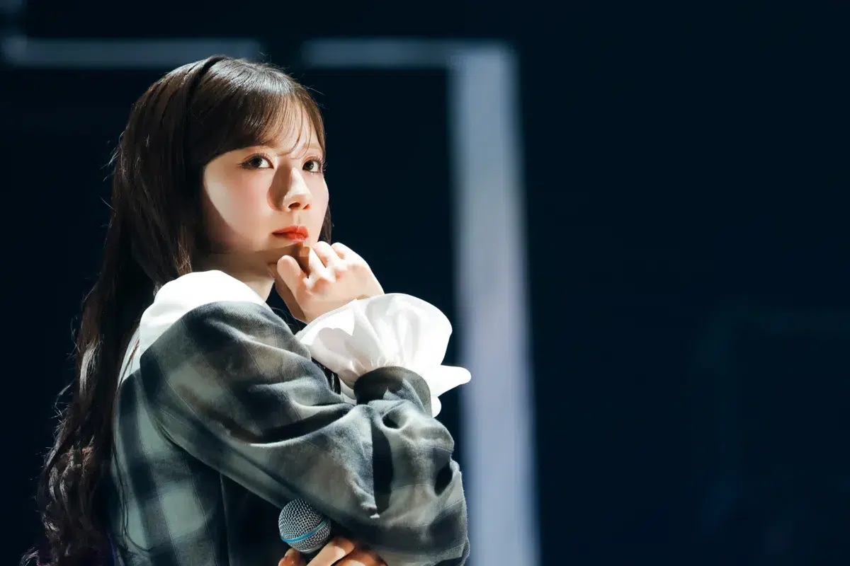 櫻坂46、三期生・遠藤理子が座長「15th Single BACKS LIVE!!」を開催！ 二期生・増本綺良の卒業セレモニーも行われ、約8年にわたるアイドル活動に幕を下ろす
