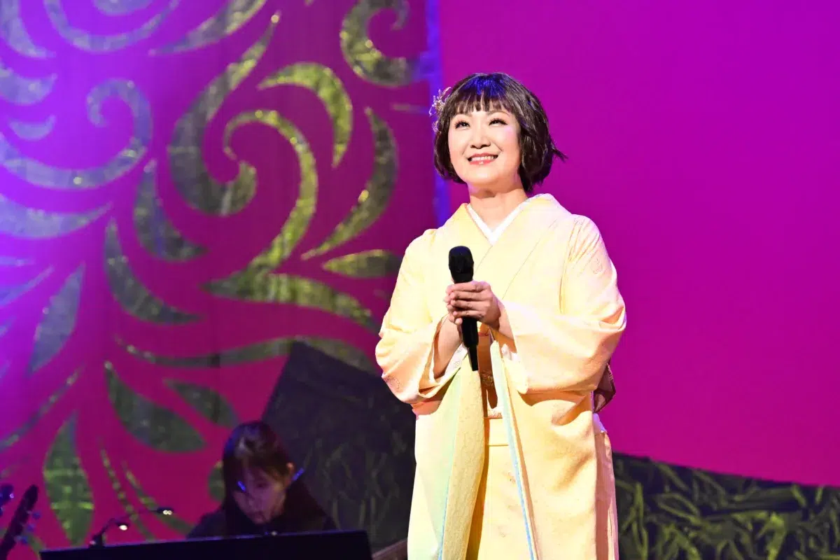 市川由紀乃が東京国際フォーラムでリサイタル。完全復活からの「朧」、新曲「ちりぬるを」など全20曲を熱唱。 台湾開催のイベント出演にも意気込みも。