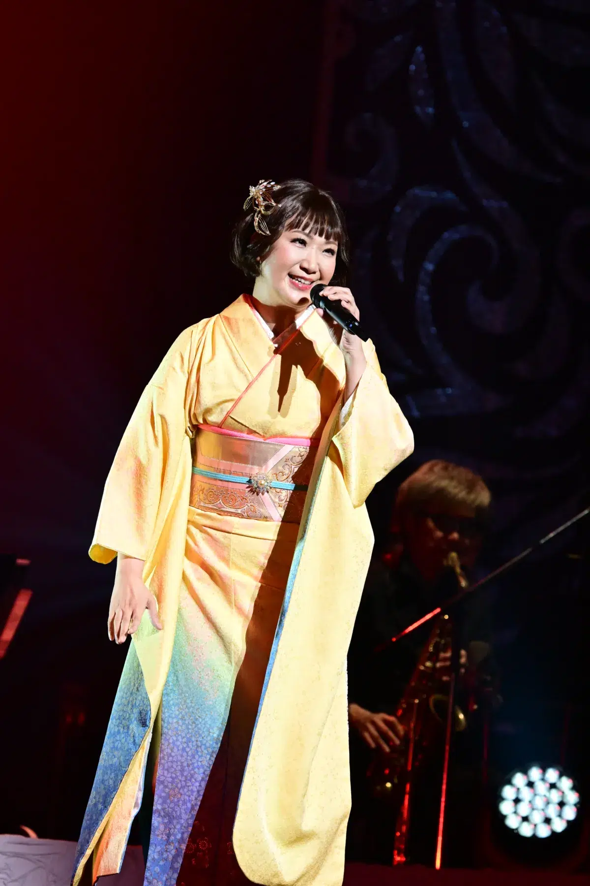 市川由紀乃が東京国際フォーラムでリサイタル。完全復活からの「朧」、新曲「ちりぬるを」など全20曲を熱唱。 台湾開催のイベント出演にも意気込みも。