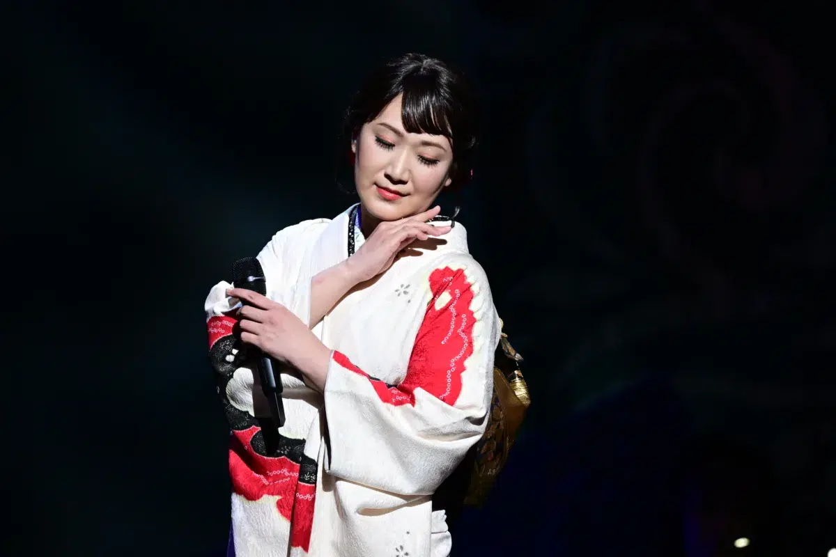 市川由紀乃が東京国際フォーラムでリサイタル。完全復活からの「朧」、新曲「ちりぬるを」など全20曲を熱唱。 台湾開催のイベント出演にも意気込みも。