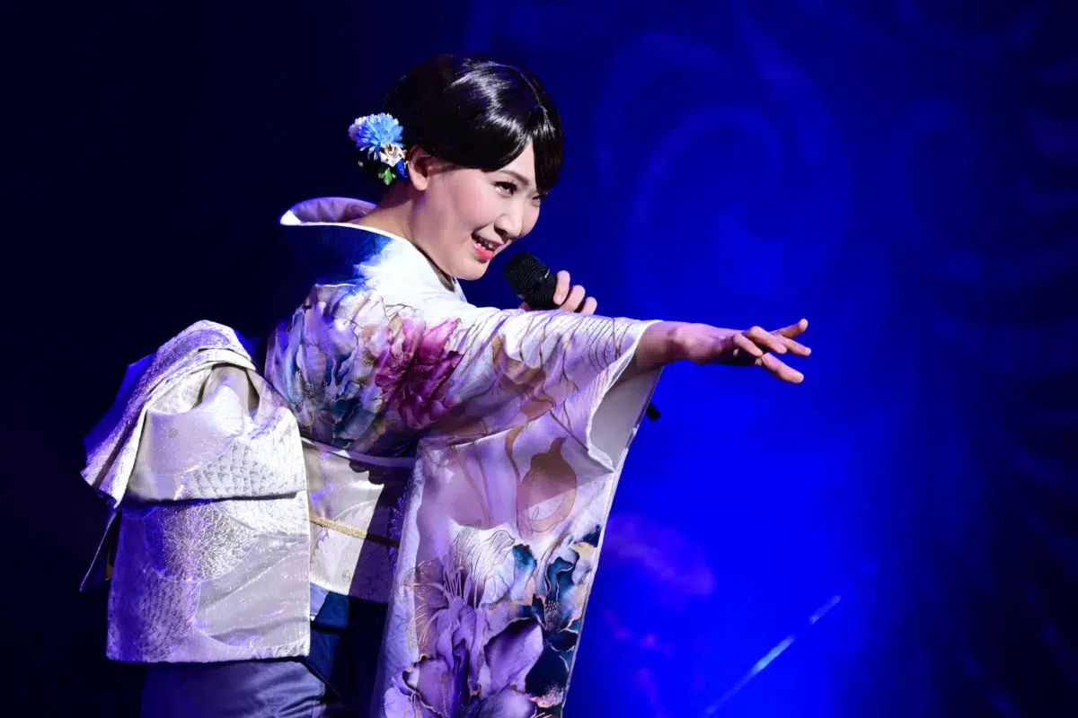 市川由紀乃が東京国際フォーラムでリサイタル。完全復活からの「朧」、新曲「ちりぬるを」など全20曲を熱唱。 台湾開催のイベント出演にも意気込みも。