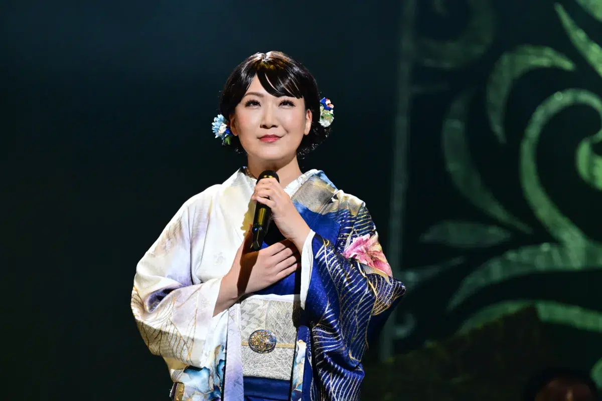 市川由紀乃が東京国際フォーラムでリサイタル。完全復活からの「朧」、新曲「ちりぬるを」など全20曲を熱唱。 台湾開催のイベント出演にも意気込みも。
