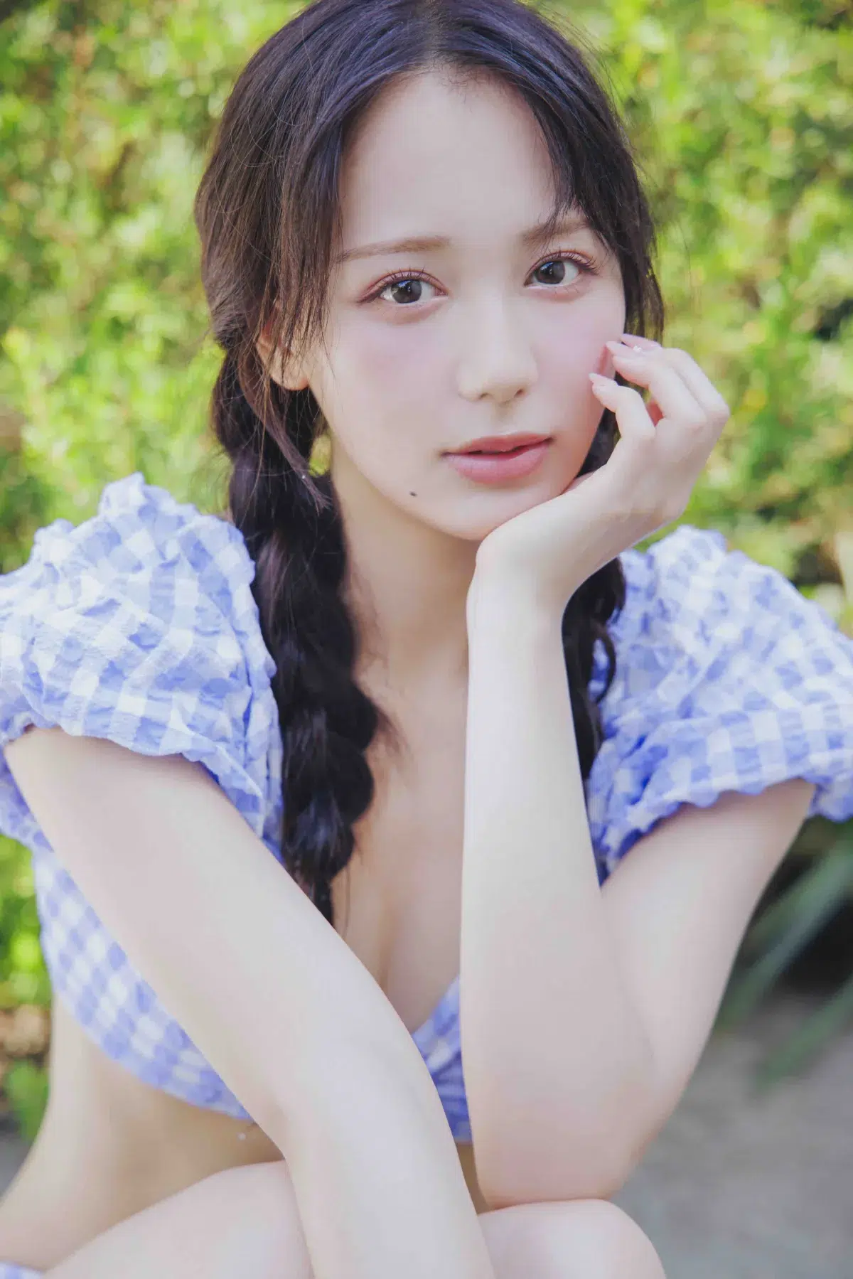22/7 麻丘真央、卒業記念メモリアル写真集『ニジの向こう』11月24日発売決定！本人プロデュースの特別な一冊