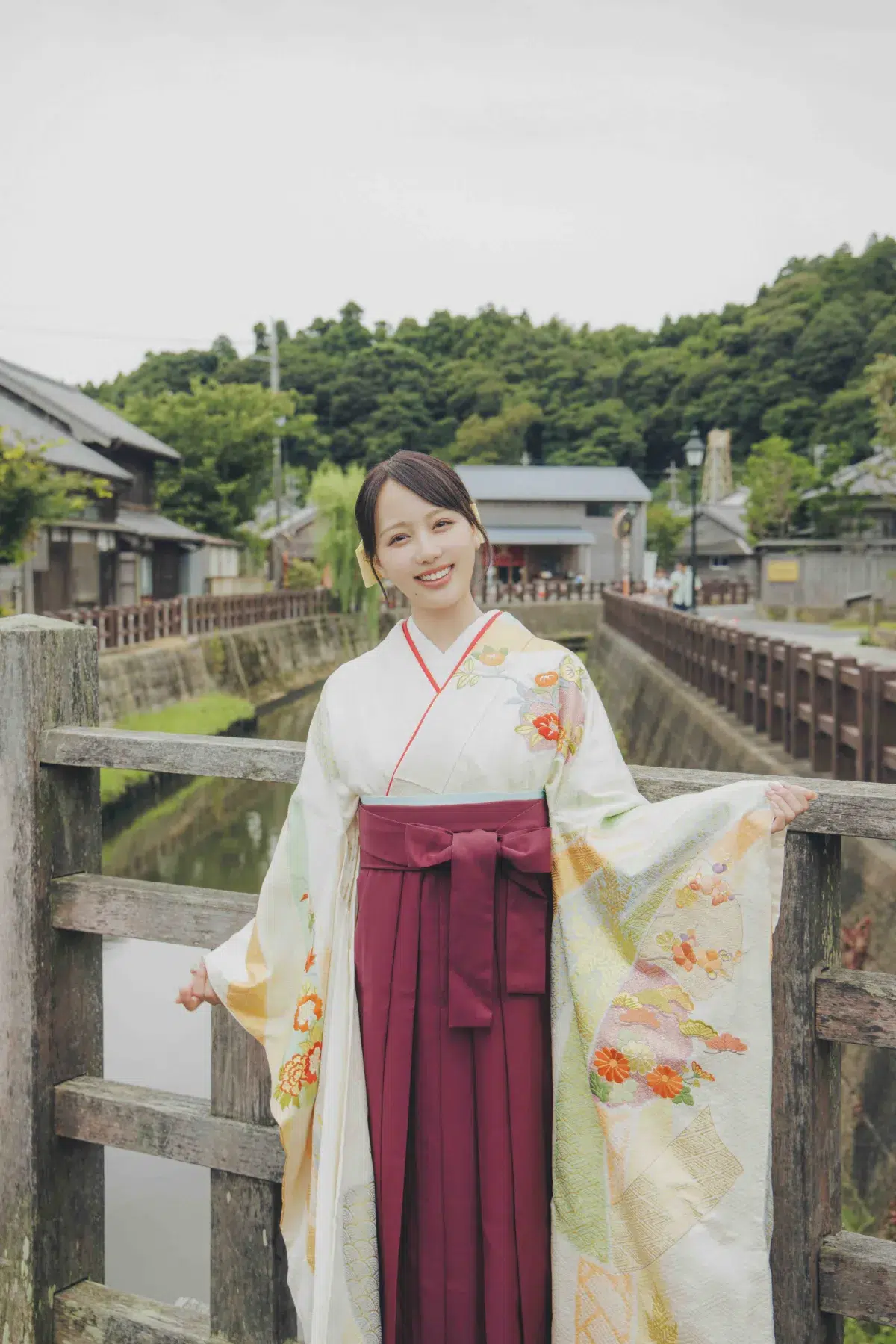 22/7 麻丘真央、卒業記念メモリアル写真集『ニジの向こう』11月24日発売決定！本人プロデュースの特別な一冊