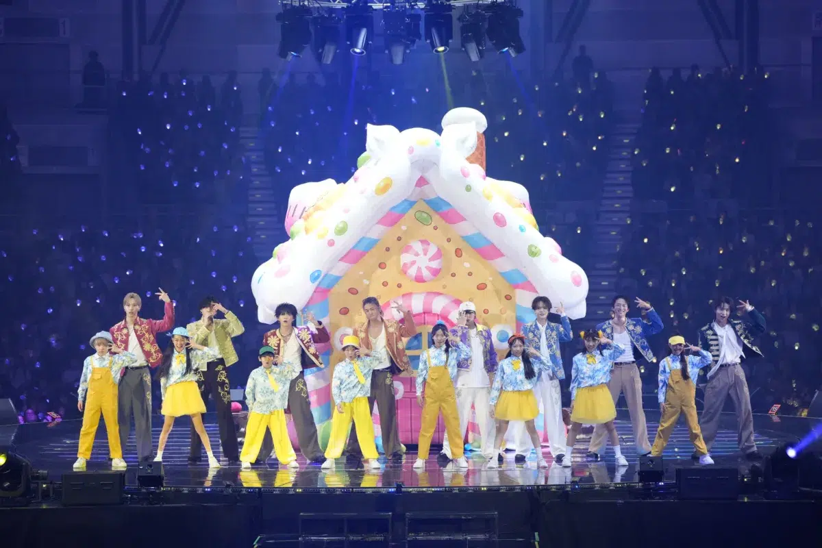 【FANTASTICS】“ひまわり”の道が繋いだ全国アリーナツアー完走!ファイナル公演で新曲「Echoes」を初披露!さらに来年のツアー開催も発表!! 16 【FANTASTICS】“ひまわり”の道が繋いだ全国アリーナツアー完走!ファイナル公演で新曲「Echoes」を初披露!さらに来年のツアー開催も発表!!
