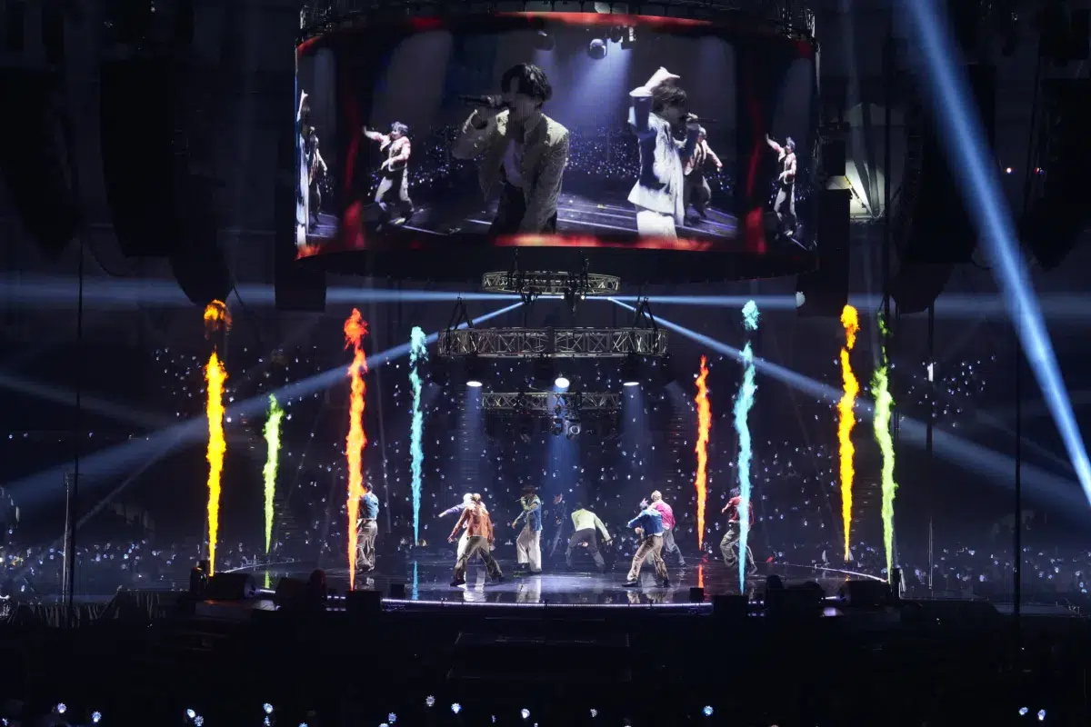 【FANTASTICS】“ひまわり”の道が繋いだ全国アリーナツアー完走!ファイナル公演で新曲「Echoes」を初披露!さらに来年のツアー開催も発表!! 4 【FANTASTICS】“ひまわり”の道が繋いだ全国アリーナツアー完走!ファイナル公演で新曲「Echoes」を初披露!さらに来年のツアー開催も発表!!